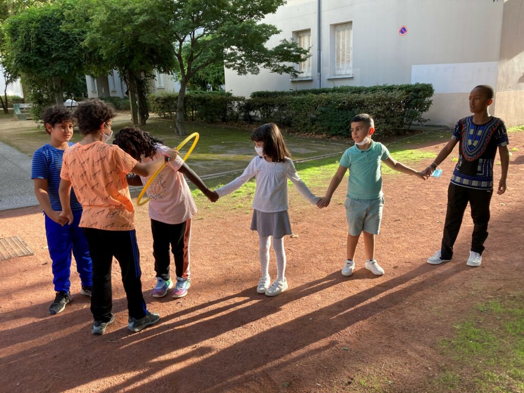 Un démarrage sous le signe de la solidarité