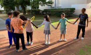 Un démarrage sous le signe de la solidarité