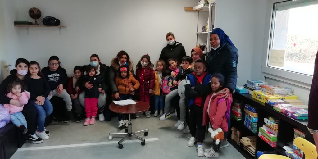 Pendant ce temps là....