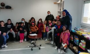 Pendant ce temps là....