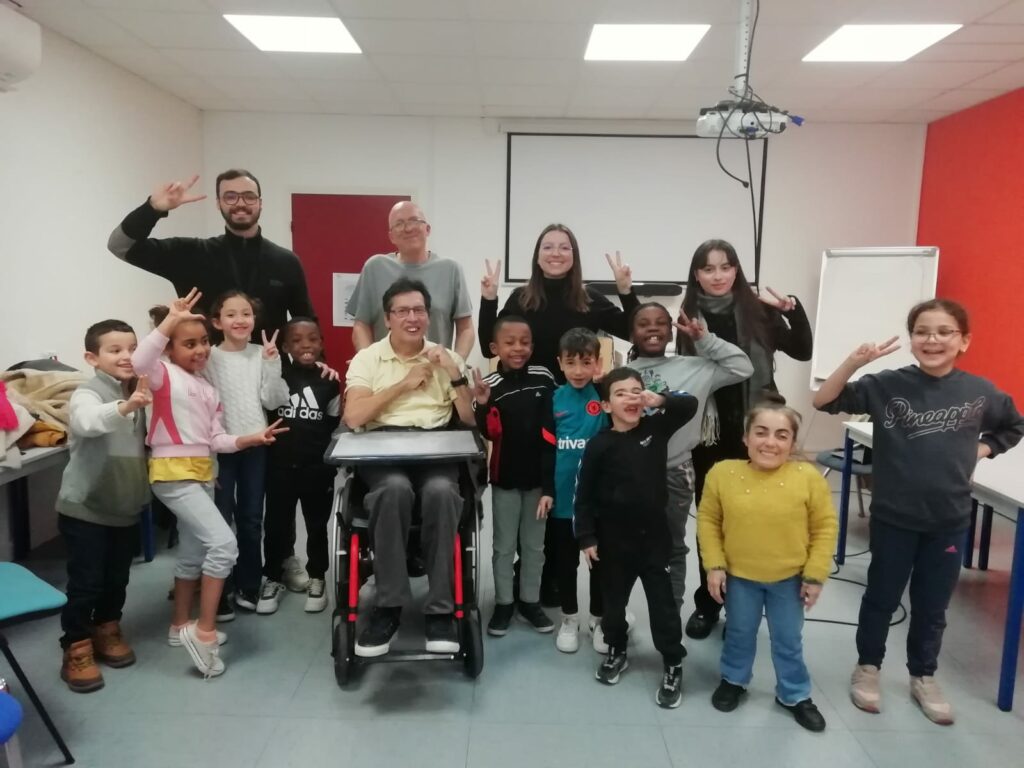 Les trois premiers mois avec les enfants : le chemin vers l’autonomie