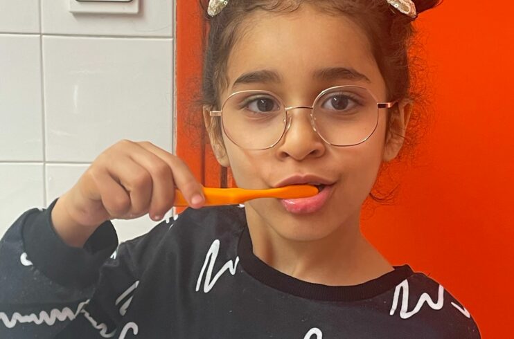 Hygiène et autonomie : les enfants prennent soin d’eux !