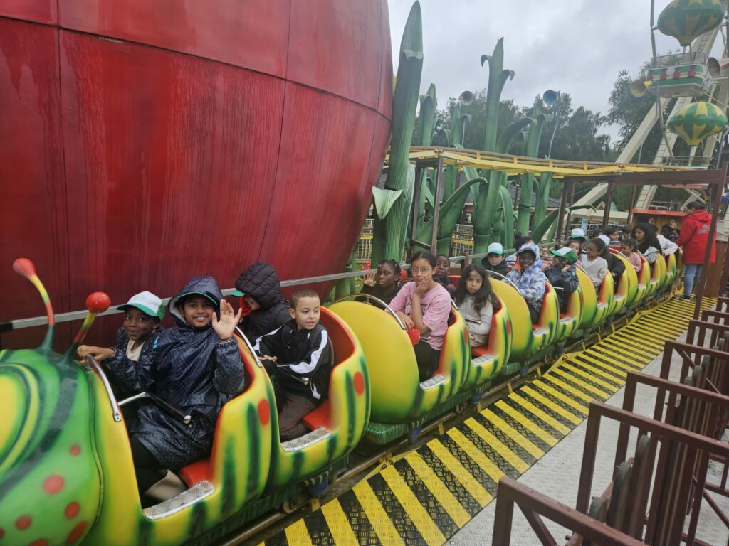 Une journée inoubliable au Parc Saint Paul pour les enfants de l’établissement de Drancy et Pantin