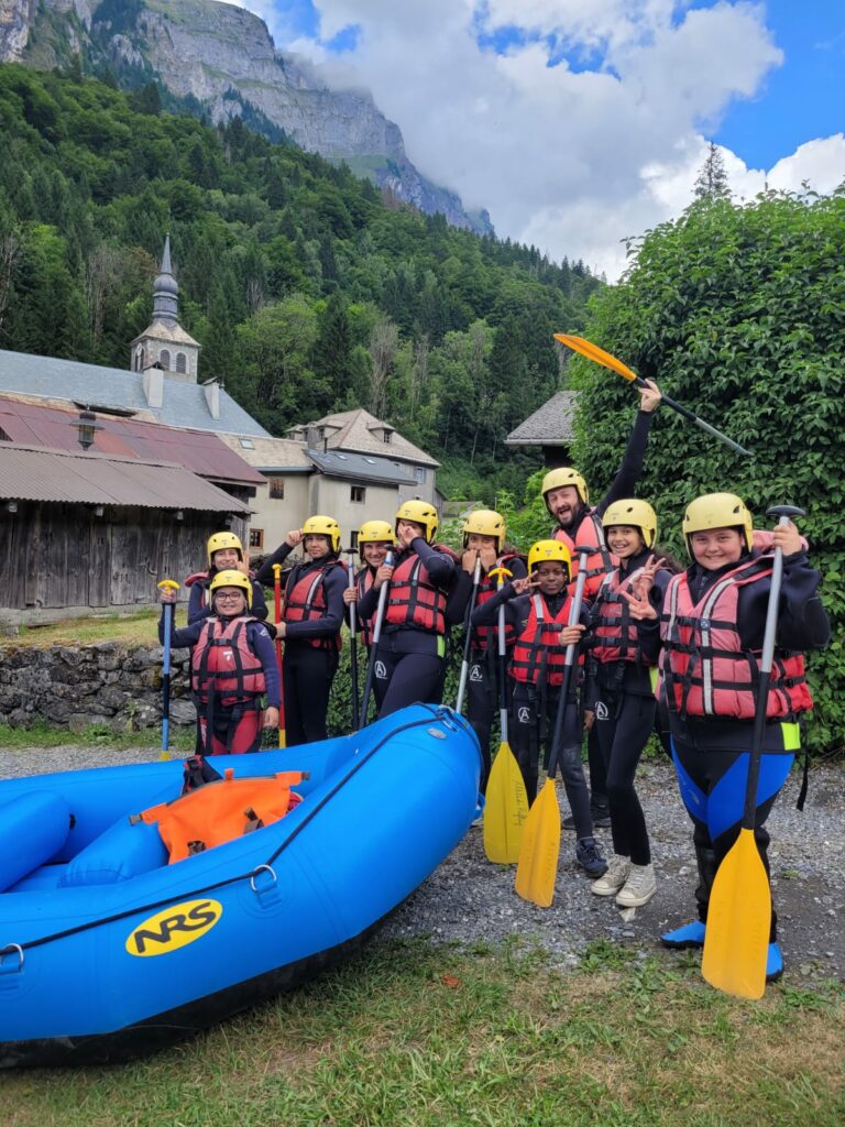 Une journée rafting pleine de sensations pour les enfants de l’établissement d’Annemasse